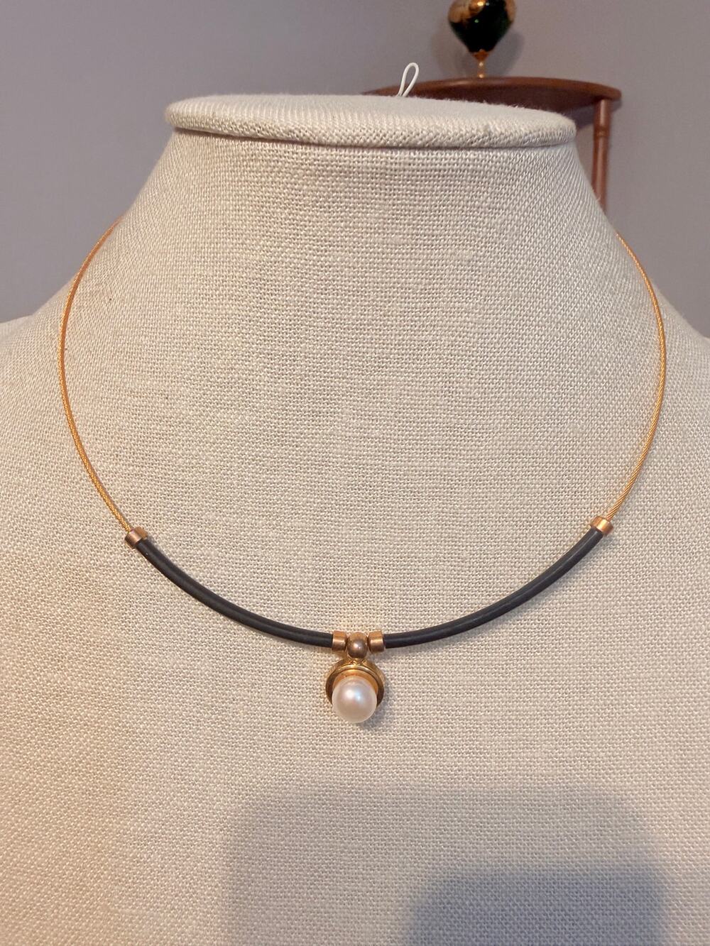 Vintage Pearl Pendant Collar Necklace 18”